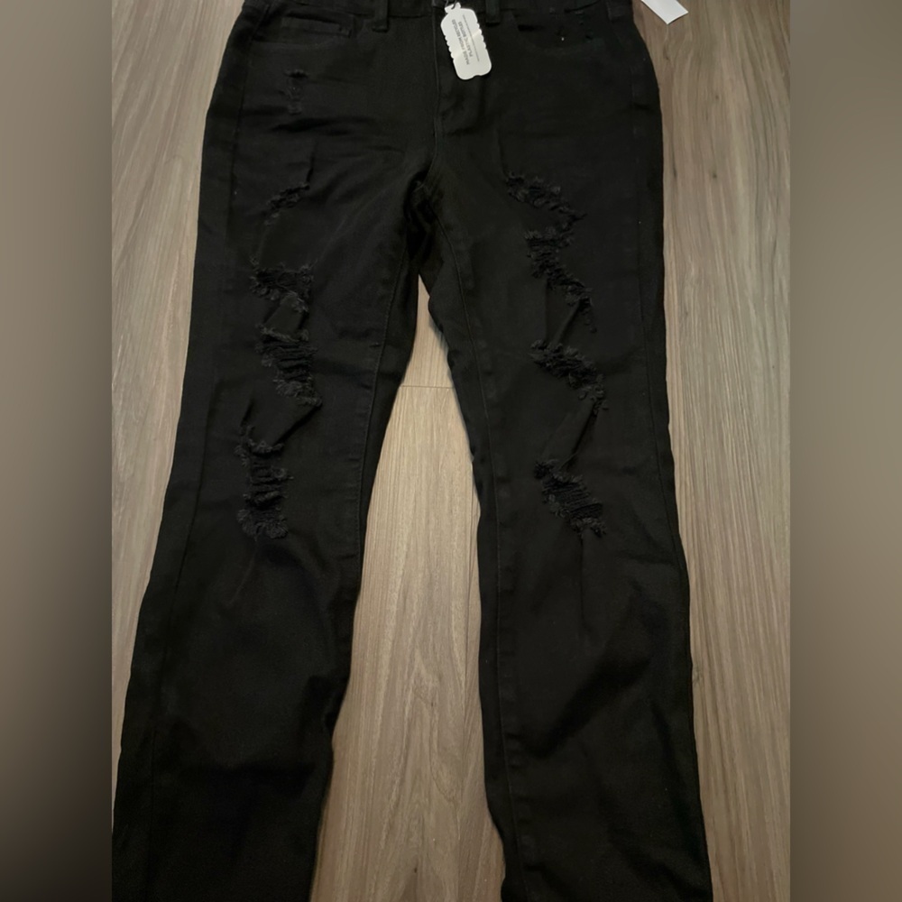 SO Women's High Rise Vintage Ankle Skinny  Distressed Black Jeans size 9 -NWT - Picture 3 of 5